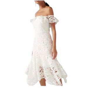 Forever New Kristy Bardot Hanky Hem Bodycon Lace Dress in Off White NWOT
